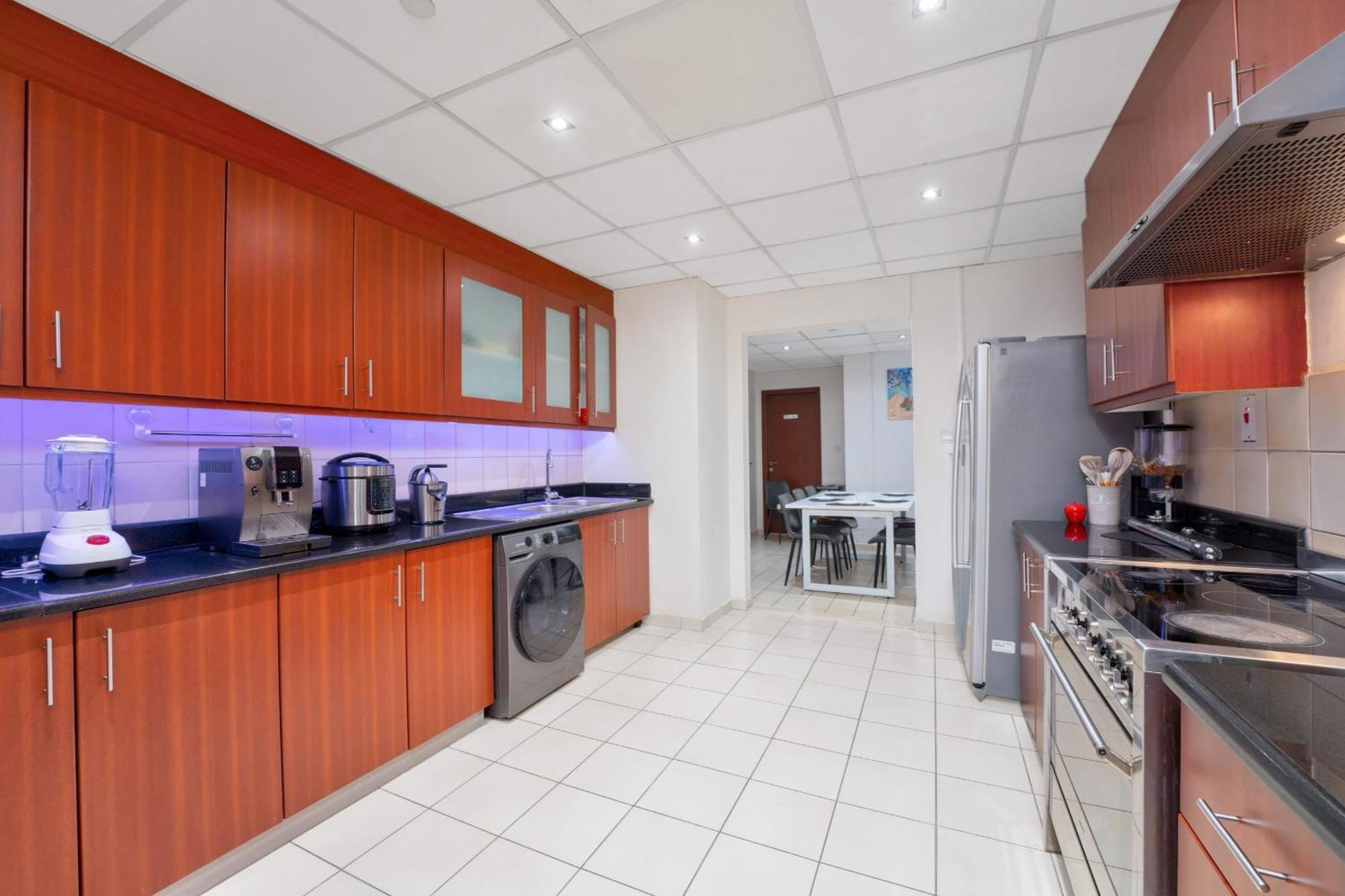 Capsulehotel Berloga Capsule Jbr Dubai